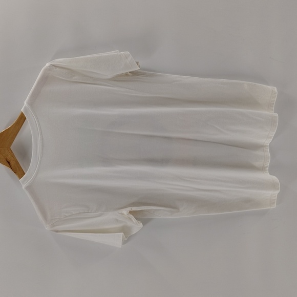 Maurices Woodstock Tee Size Medium White With Peace Sign Graphic - Picture 5 of 7